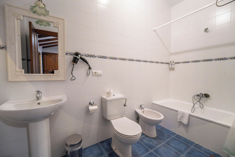 Bathroom 4, A Painza Aldea Rural, A Coruña