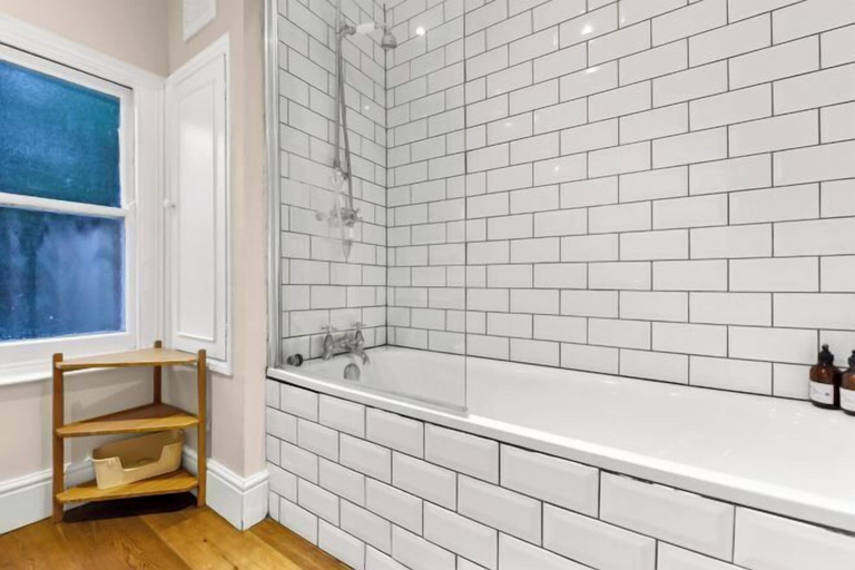 Bathroom 3, Exclusive 1 bedroom Apartment in Hackney!, London