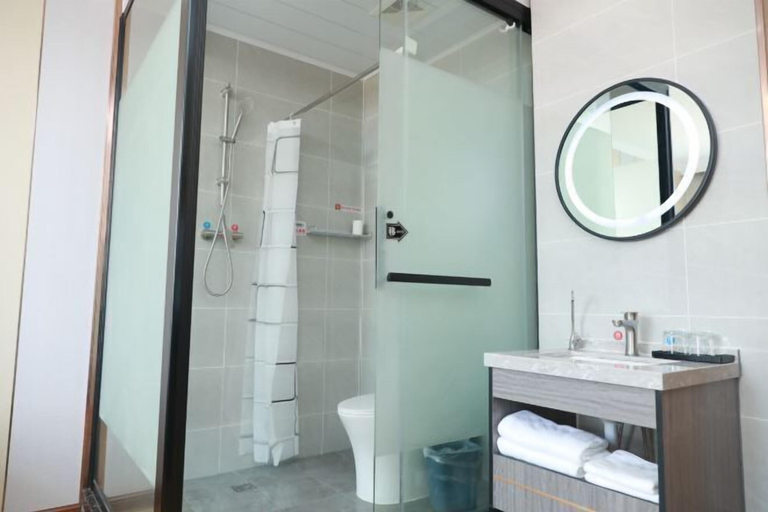 Bathroom 3, Shell Hotel (Zhaoyuan Wenquan Road), Yantai