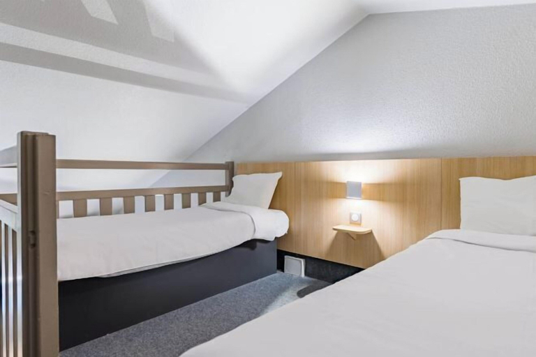 Bedroom 4, B&B Hotel Tours Nord 1 Val De Loire, Indre-et-Loire
