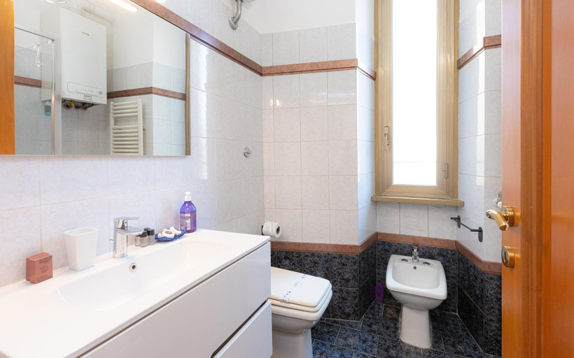 Bathroom 5, Rental in Rome Casa Prati Apartment, Roma