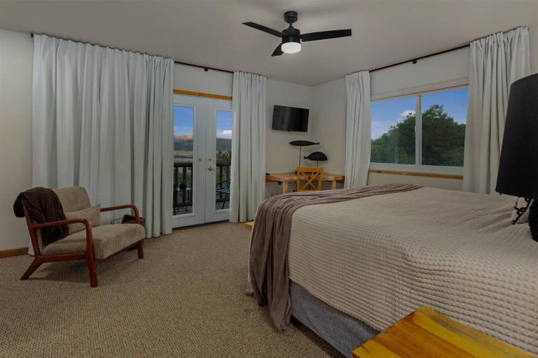 Bedroom 3, Mountain Goat Lodge, Chaffee