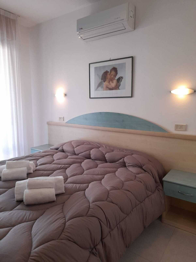 Bedroom 3, Costa Paradiso, Ravenna