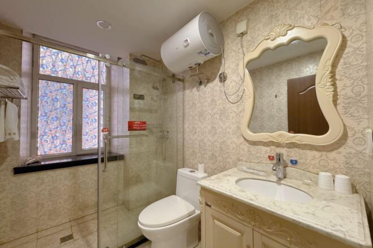 Bathroom 3, Dongguan Business Hotel (Harbin Central Avenue), Harbin