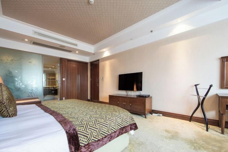 Bedroom, Ordos Aili Hotel (Beijing Jinbao Street), Beijing