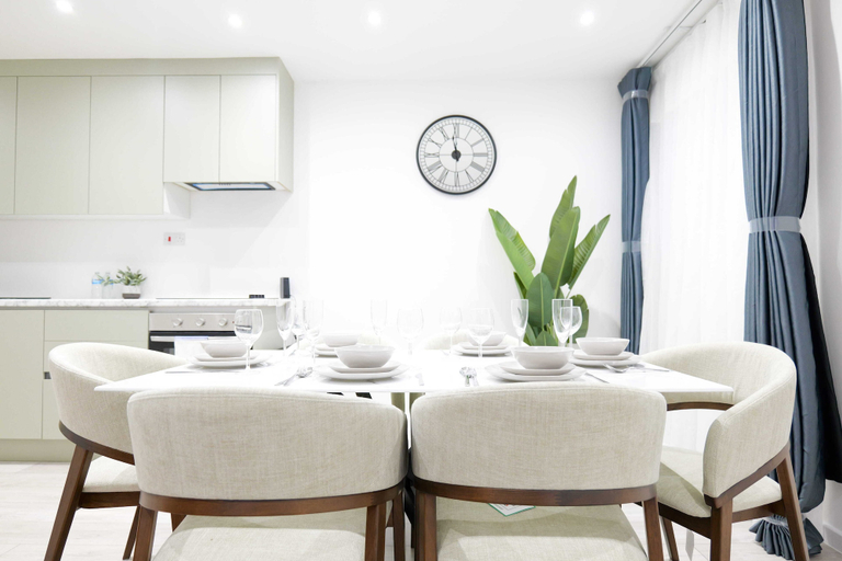 Dining 4, The Wembley Velvet Retreat 2 Bed Flat, London