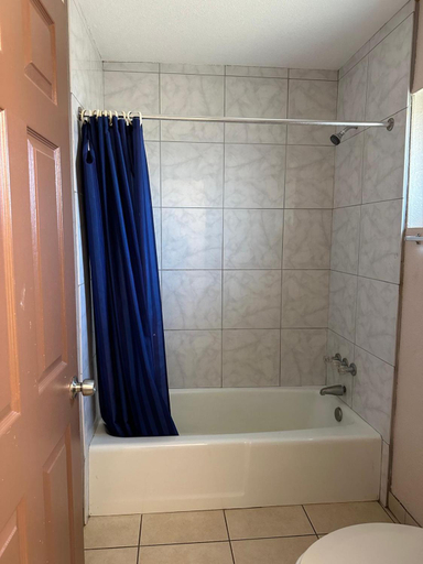 Bathroom 5, Loxley Motel, Baldwin