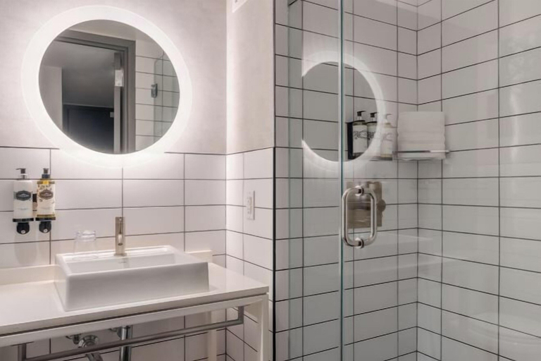 Bathroom 4, Pestana CR7 Times Square, New York