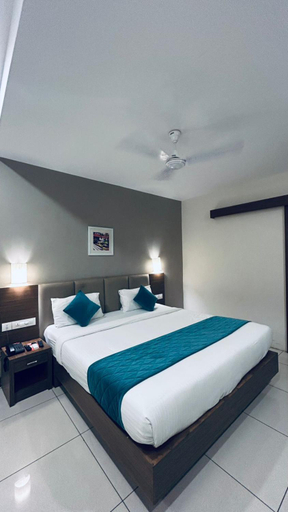 Bedroom 2, Kaloor Residency, Ernakulam