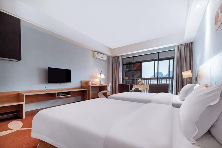 Bedroom 5, Yake Hotel, Baise