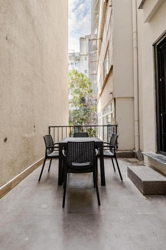 Outdoor dining 3, B. POLAT, Şişli