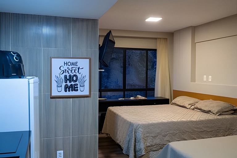 Room 5, 1 Flat prox Salvador Shop com garagem, Salvador