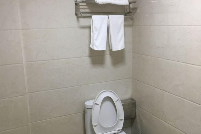 Bathroom 3, YangZhou FuRun Hotel, Yangzhou