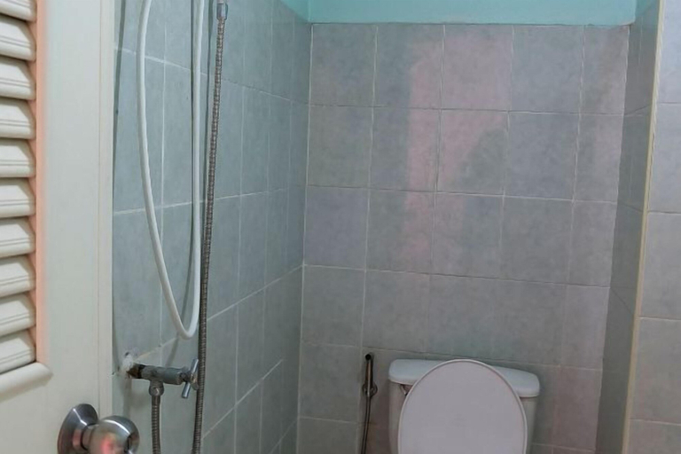 Bathroom 4, POP 75429 101 Place Navanakorn, Khlong Luang