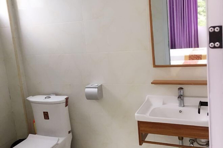 Bathroom 3, Jianshi Hongshan Villa, Enshi Tujia and Miao