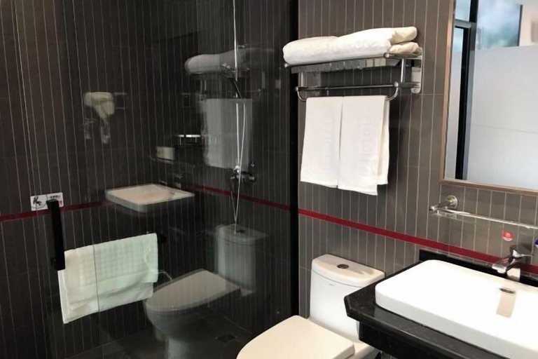 Bathroom 3, Shankee Hotel (Handan Yongnian Kaifa Road), Handan