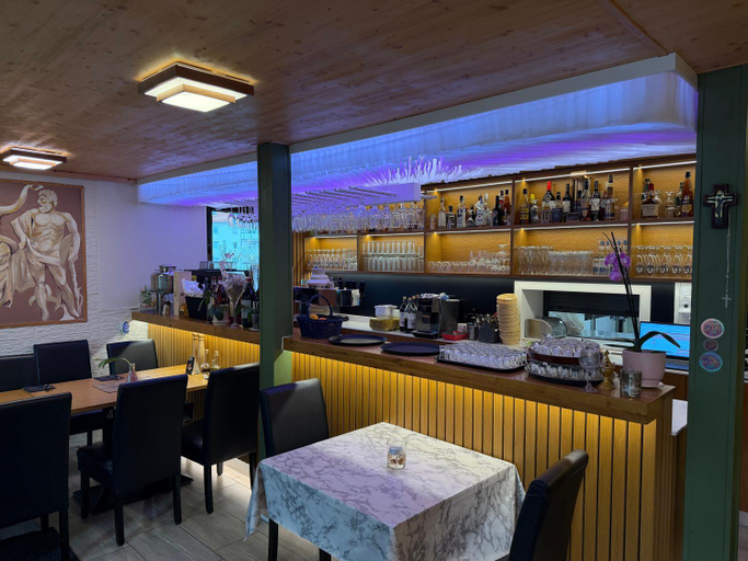 Food & Drinks 4, Dionysos Traube, Rottweil