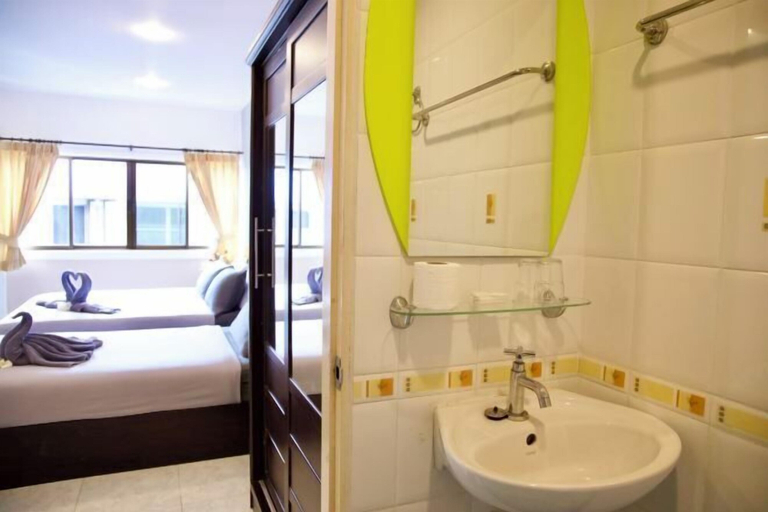 Bathroom 4, Golden Guesthouse by the Beach Cha Am, Cha-Am