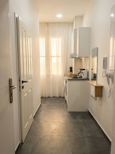 Private kitchen 4, 6 Min to Stadthalle Cozy 1BR Long Stay, Wien