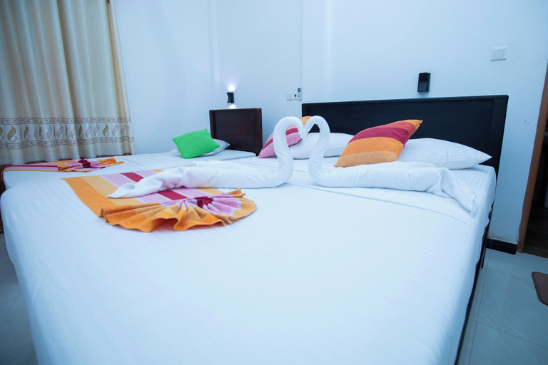 Bedroom 2, River Shade Inn, Thissamaharama
