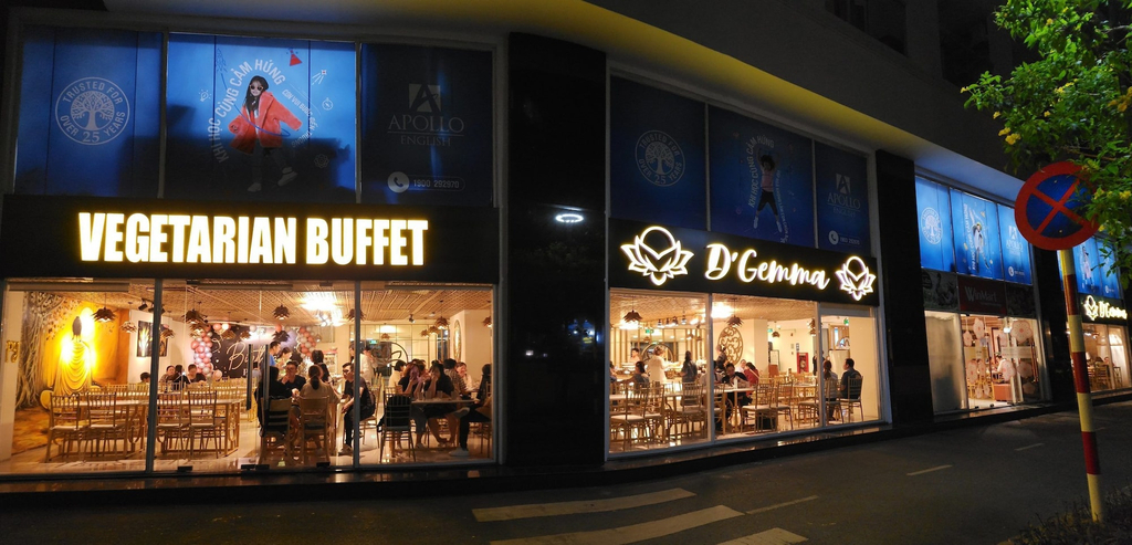 Outdoor dining, Lemon Skycenter Near The Airport, Ho Chi Minh City
