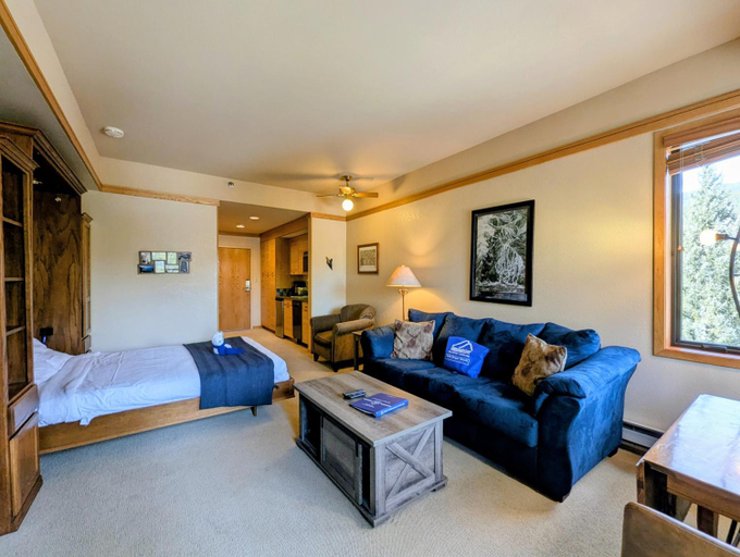 Bedroom 2, Slopeside 2773A, Summit