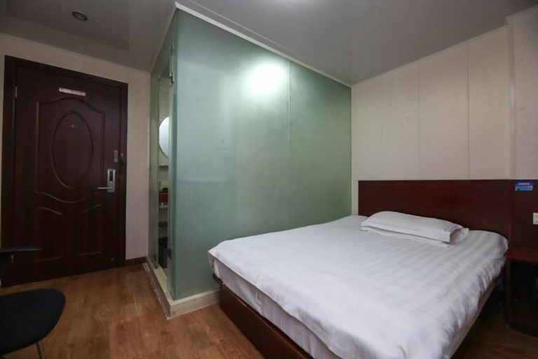 Bedroom 3, Jiancheng Hotel, Ningbo