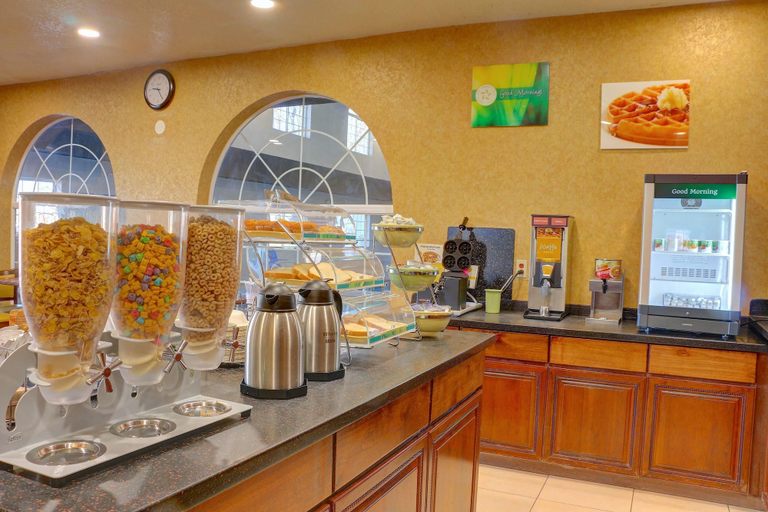 Food & Drinks 5, Quality Inn & Suites Roswell North, Chaves