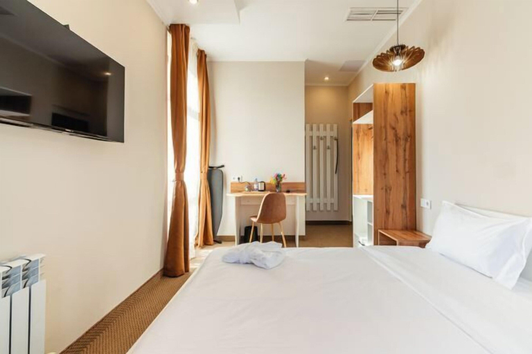 Bedroom 4, Aykun Hotel, Almaty