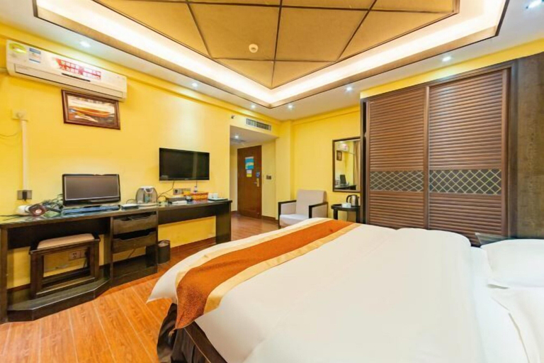 Bedroom 3, Hongyun Hotel, Hezhou