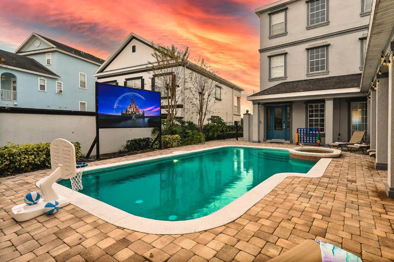 Sport & Beauty 2, Game Room Heated pool Cinema 6Mi to Disney, Osceola