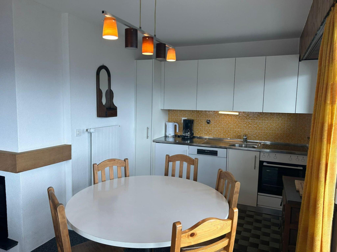 Others 5, Charming apartment in Vaysonnaz, Sion