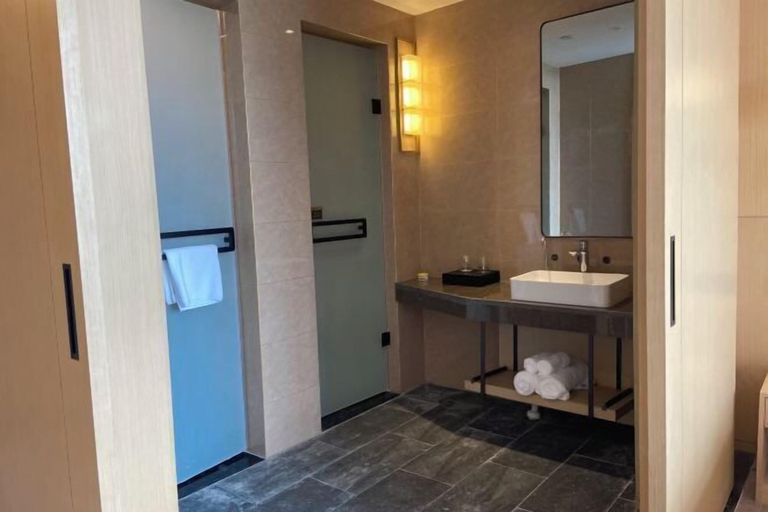 Bathroom 4, Datianzhuang International Resort Hotel, Linyi