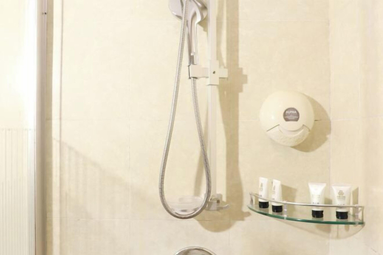 Bathroom 4, Crystal Hotel, Huizhou