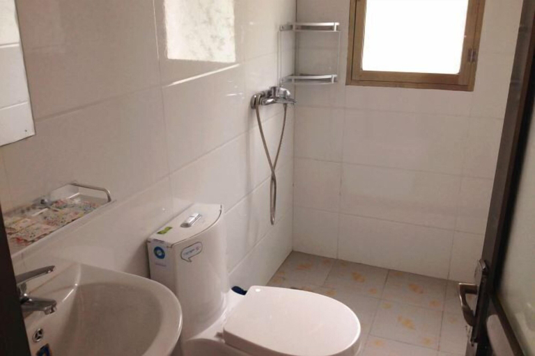 Bathroom 3, Xuancheng Airitang Inn, Xuancheng