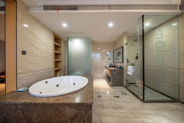 Bathroom 4, Milan Hotel, Jinhua