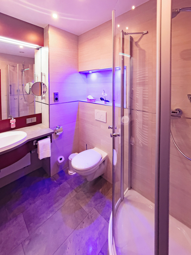 Bathroom 5, Hotel Zur Alten Schmiede, Burgenlandkreis