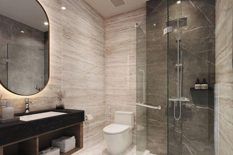 Bathroom 5, Panmanee Hotel, Mueang Krabi
