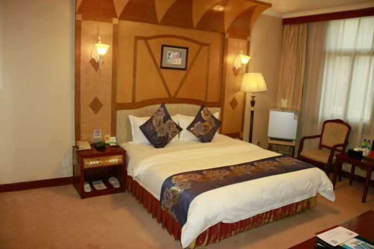 Bedroom 2, Zhongfayuan Hotel, Xining