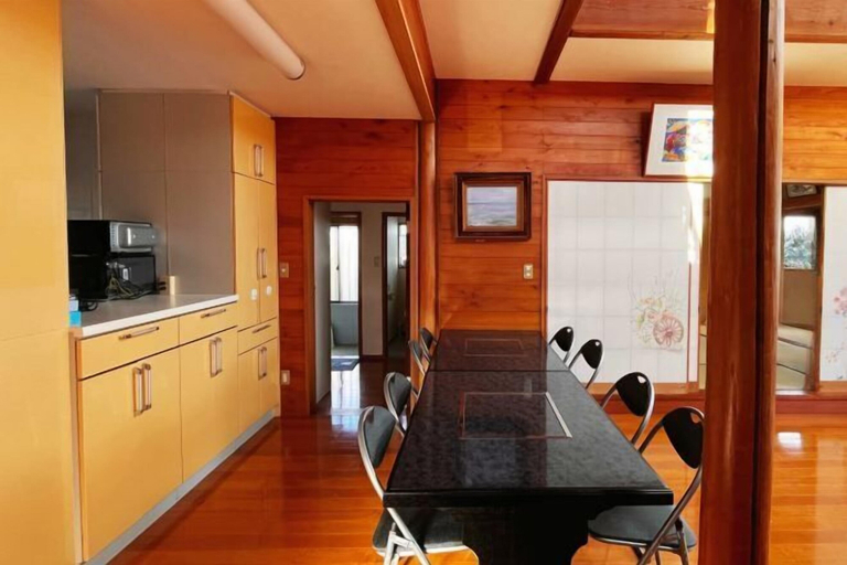 Others 2, Vacation Rental Shirayuri, Itō