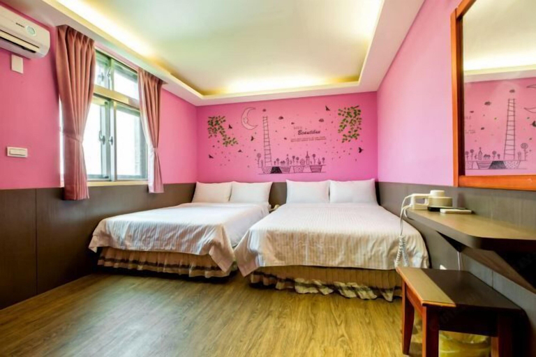 Bedroom 4, TS Hotel, Taitung