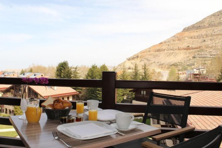 Room 4, InterContinental MZAAR (MOUNTAIN RESORT & SPA) by IHG, Kasrouane