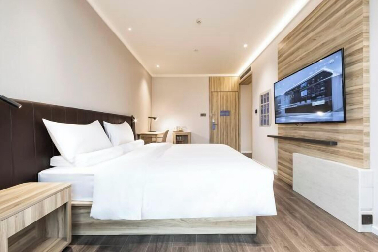 Bedroom 3, HanTing Premium Hotel (Linfen Gulou West Street Ancient City Wall), Linfen