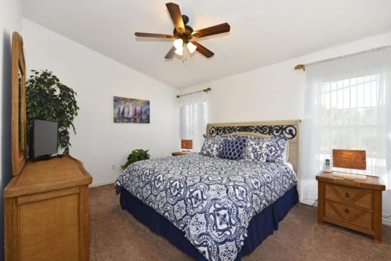 Bedroom 2, Rise Shine!, Osceola