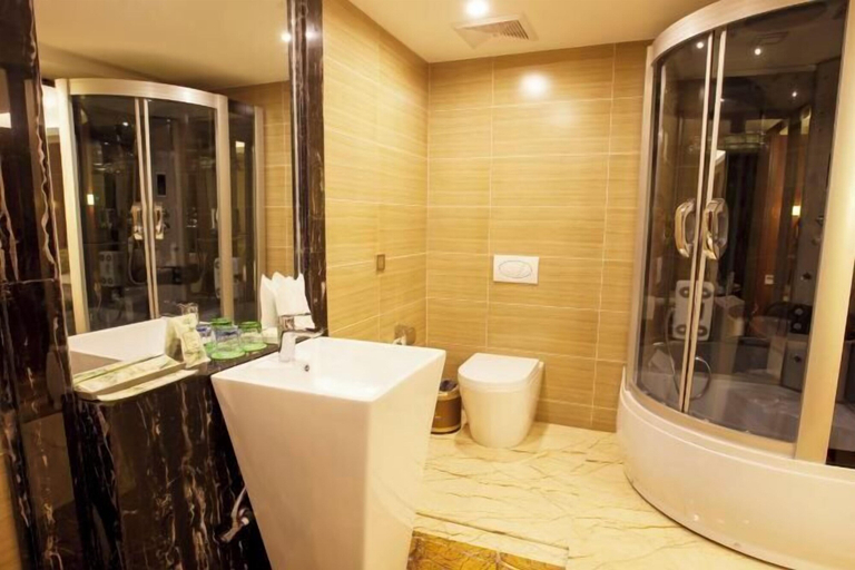 Bathroom 4, Chengjiang Manor Hotel, Yuxi