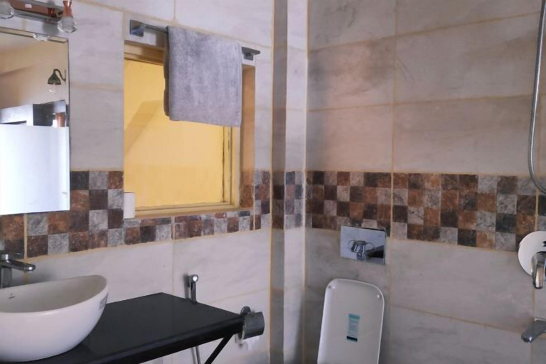 Bathroom 4, Hotel green valley nagarkot, Bagmati
