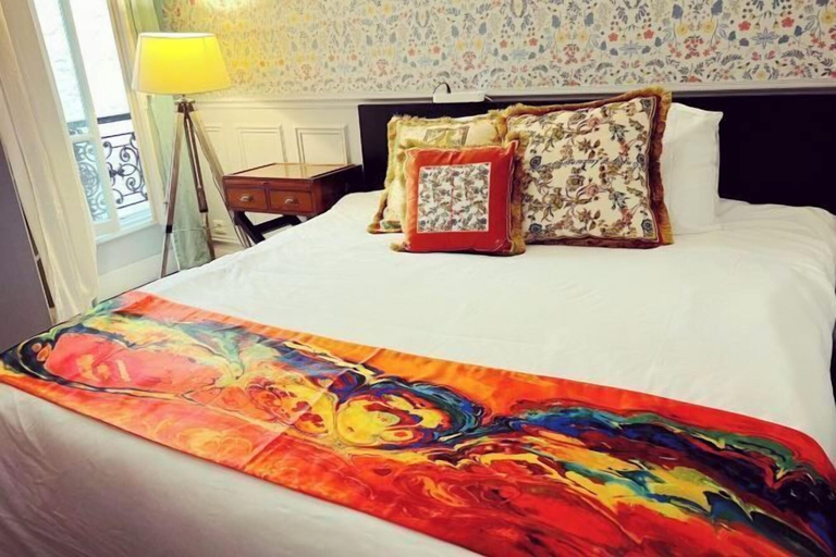 Bedroom 5, Champs Elysees Charming (2 Bedrooms and 1 Living Room), Paris