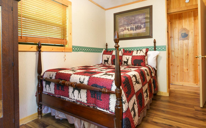 Bedroom 3, Grand View Mountain Chalet, Sevier