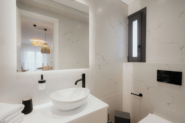 Bathroom 2, The Edge Piraeus Luxury Residences, Attica