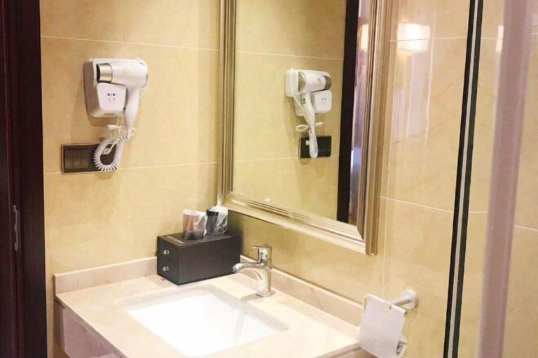 Bathroom 3, Liuxiangge Hotel, Leshan